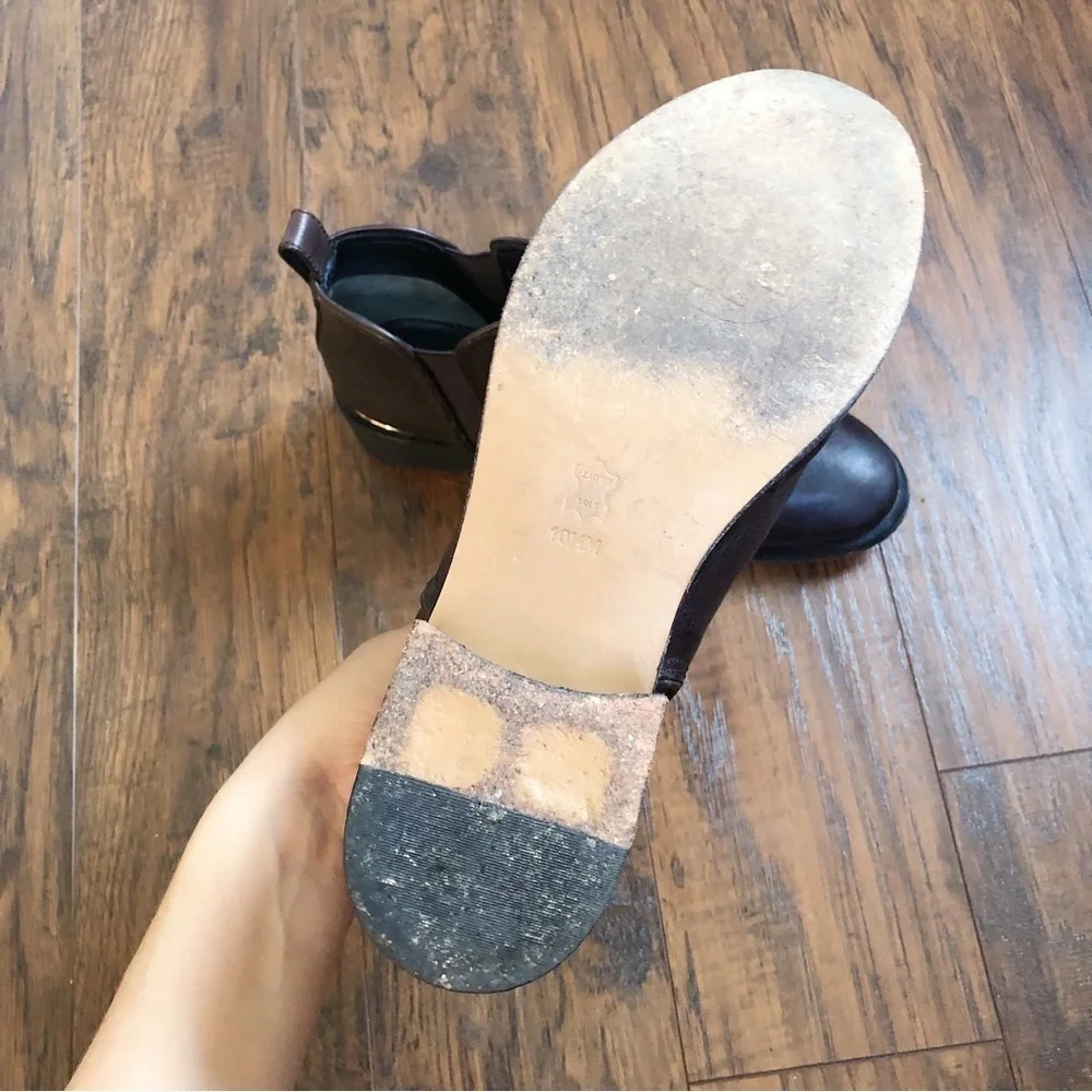 Tory Burch • Griffith chelsea boots ankle booties dark brown leather logo low